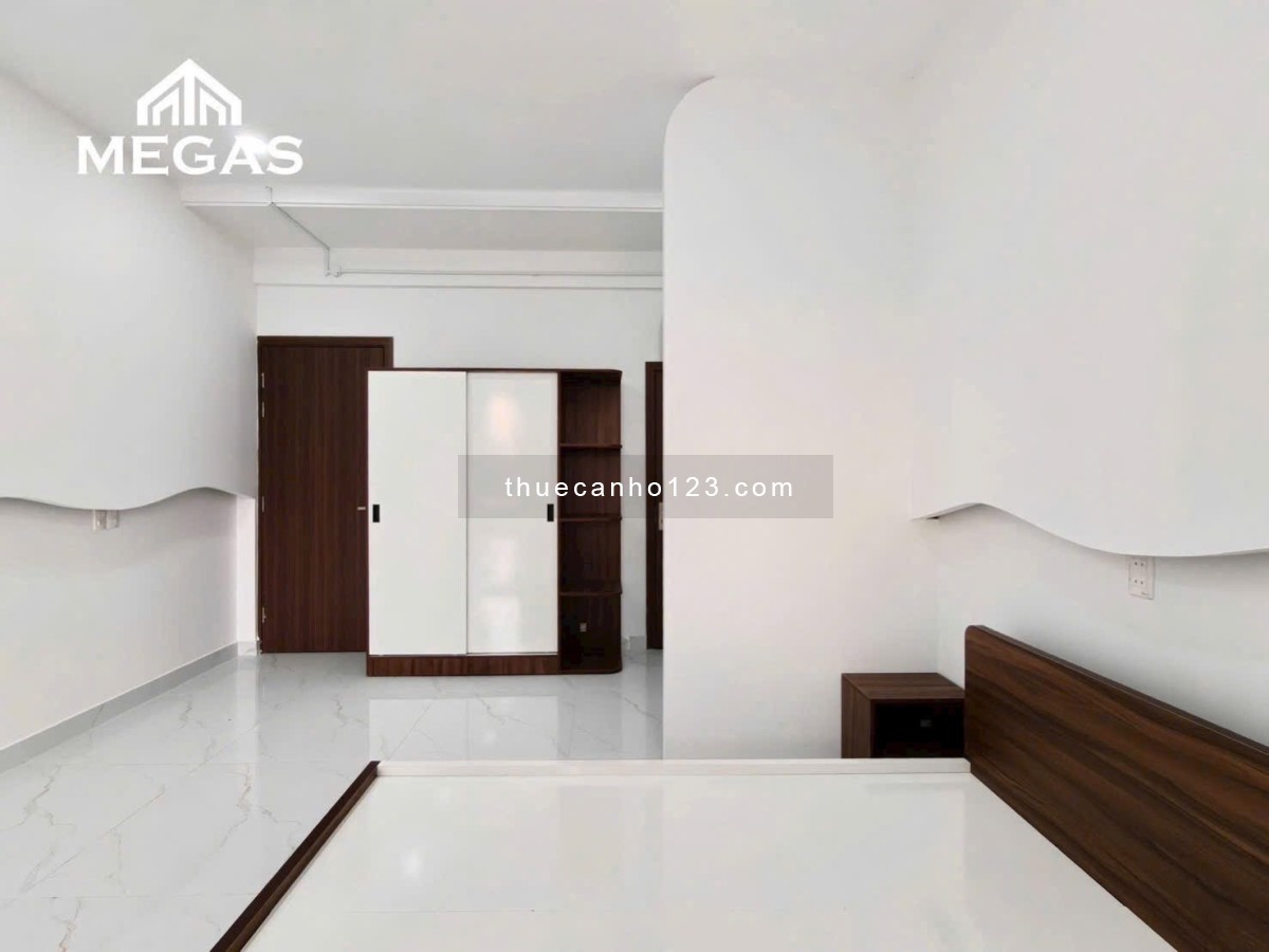 Cho Thuê Căn Hộ 1PN Ban Công, Tách Bếp – Full Nội Thất Cao Cấp – View Sân Bay – Gần Etown & ga T3