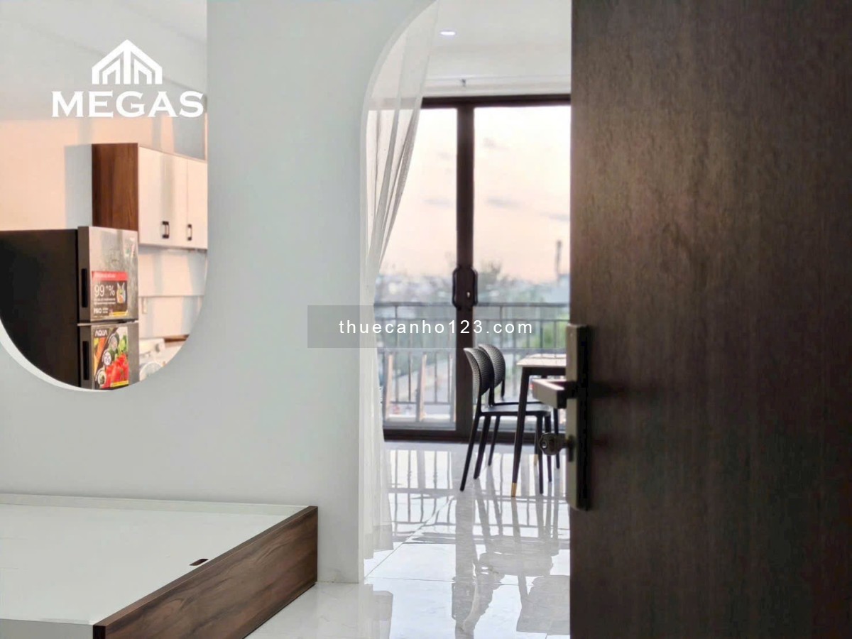 Cho Thuê Căn Hộ 1PN Ban Công, Tách Bếp – Full Nội Thất Cao Cấp – View Sân Bay – Gần Etown & ga T3