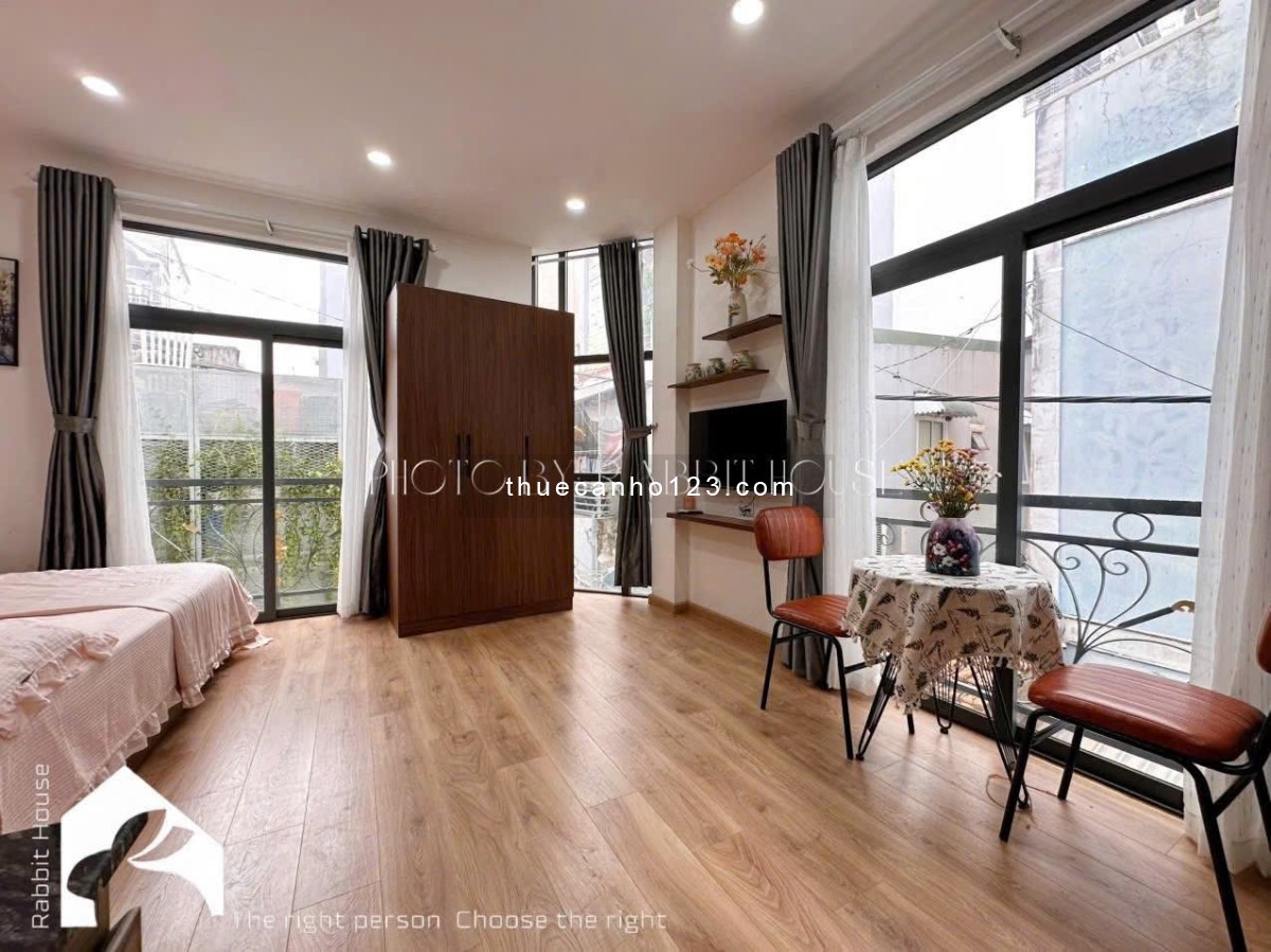 Studio full nội thất – Ban công siêu rộng thoáng mát – Đường Nguyễn Thái Bình, trung tâm Tân Bình