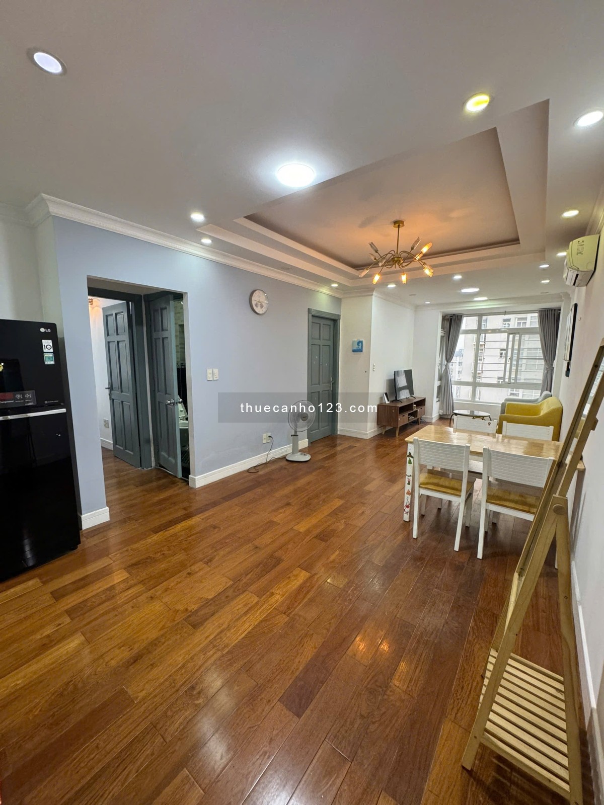 Cho thuê Sky Garden 3, Phú Mỹ Hưng 74m2 2PN 2WC giá 13tr/ tháng