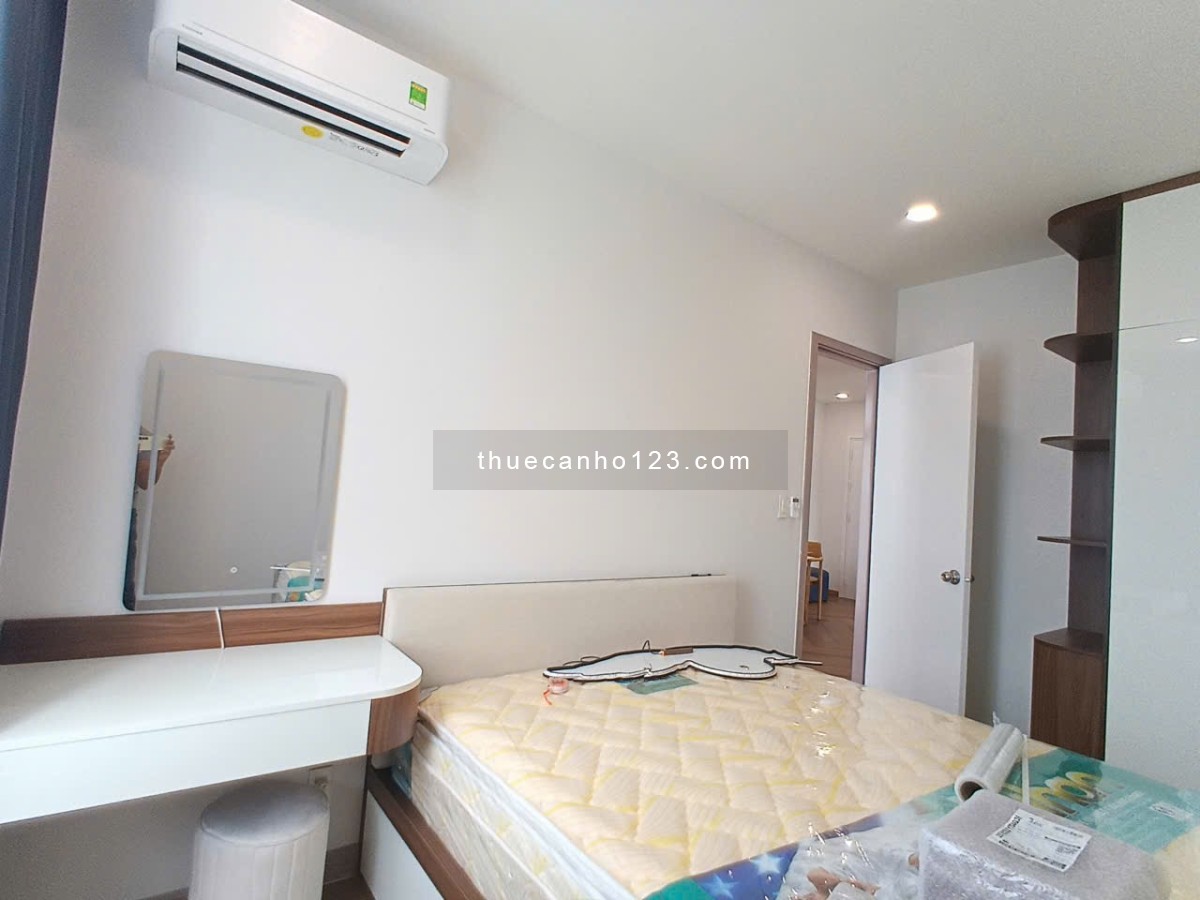 Cho thuê gấp căn hộ Q4 - Bến Vân Đồn, view BITEXCO, FULL nột thất, giá 15,5tr/tháng, 14tr5/ tháng