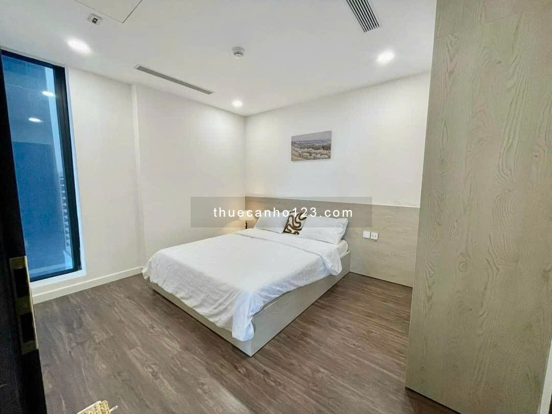 Cho thuê căn hộ 2PN +1 PLV, Diện tích 85.6m2, rộng rãi, tầng cao, nội thất đẹp