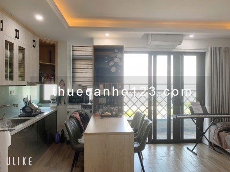 Cho thuê Căn hộ Apartment tại ngõ 193 Trích Sài, Bưởi, Tây Hồ. View trọn mặt hồ Tây. Chỉ 11tr