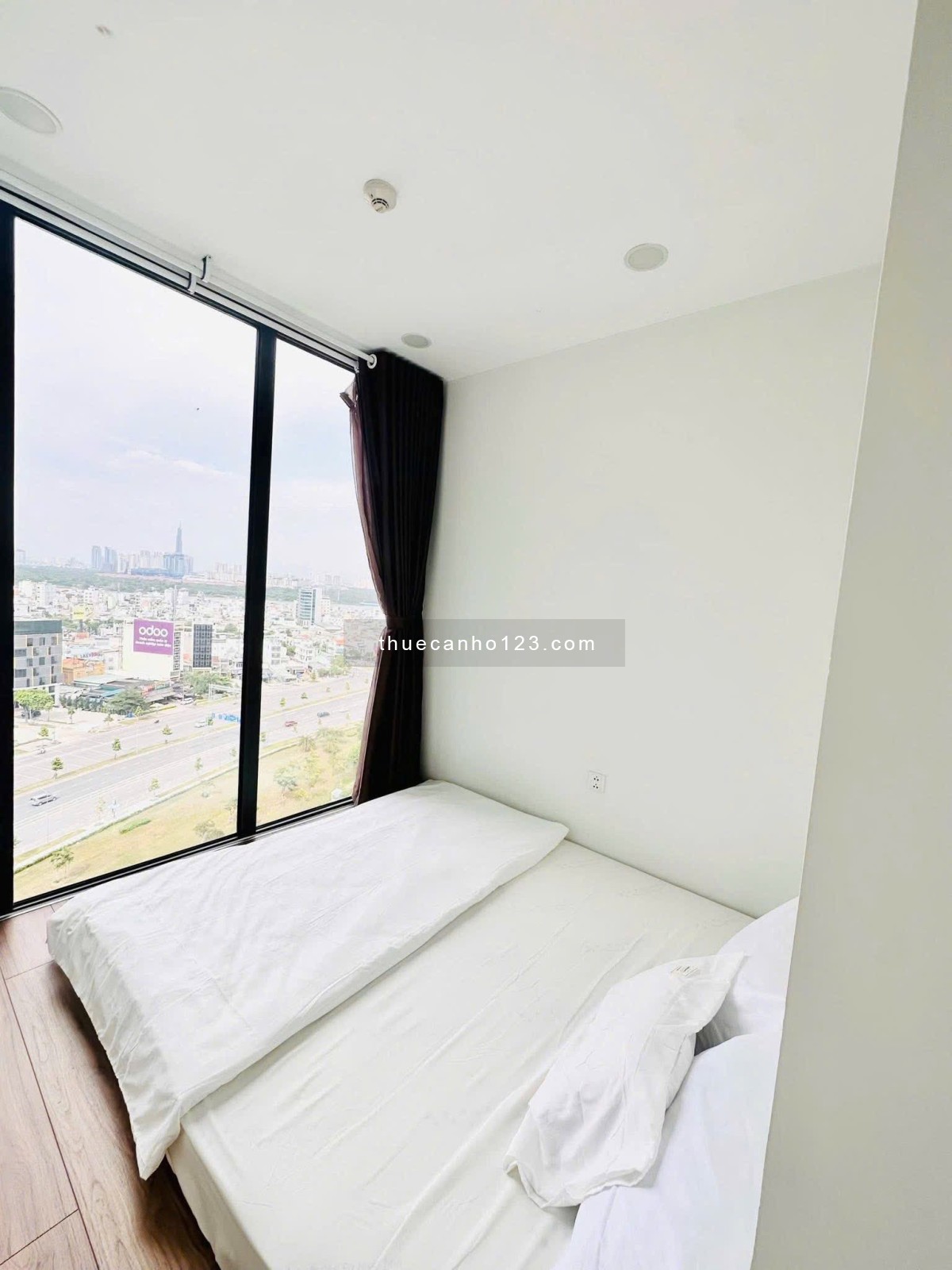 Eco Green Sài Gòn quận 7 cho thuê căn hộ 2pn, 1wc, 52m², full nội thất, giá 14,5 triệu