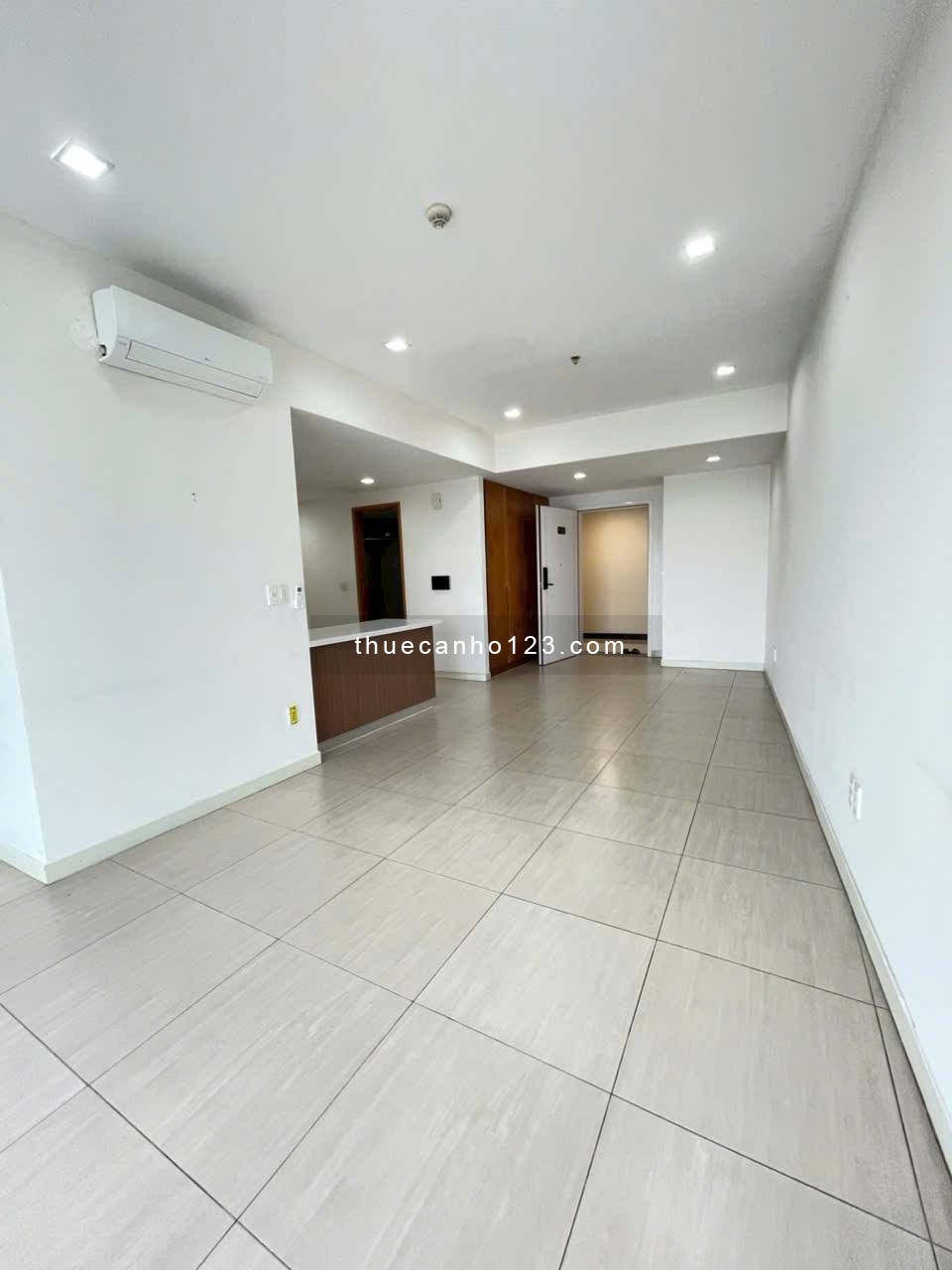 Sunshine Diamond River – 2PN+1 kho, 2WC, 125m², view sông