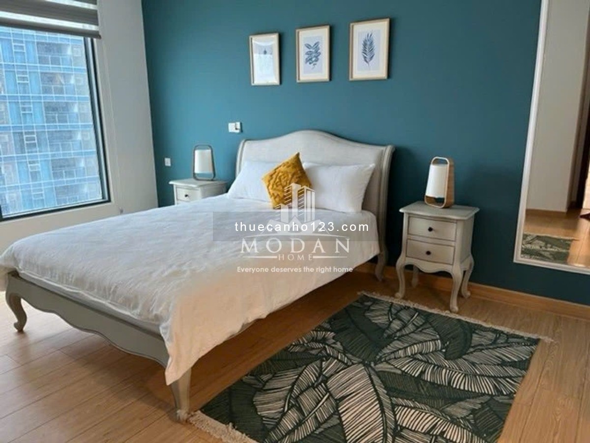 Cho thuê Sunwah Pearl 103m2, 2 phòng ngủ, full nội thất, có bồn tắm, view sông, tầng cao.
