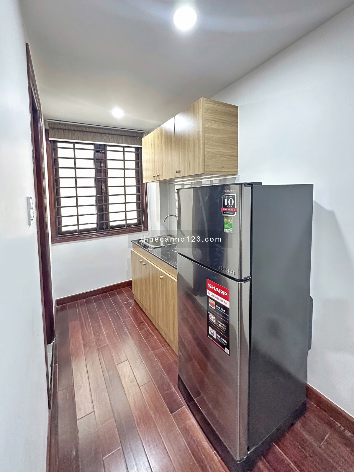 Cho thuê căn hộ Studio Cửa sổ Q1 gần cầu Calmette, cầu Ông Lãnh, chợ Bến Thành, Takashimaya