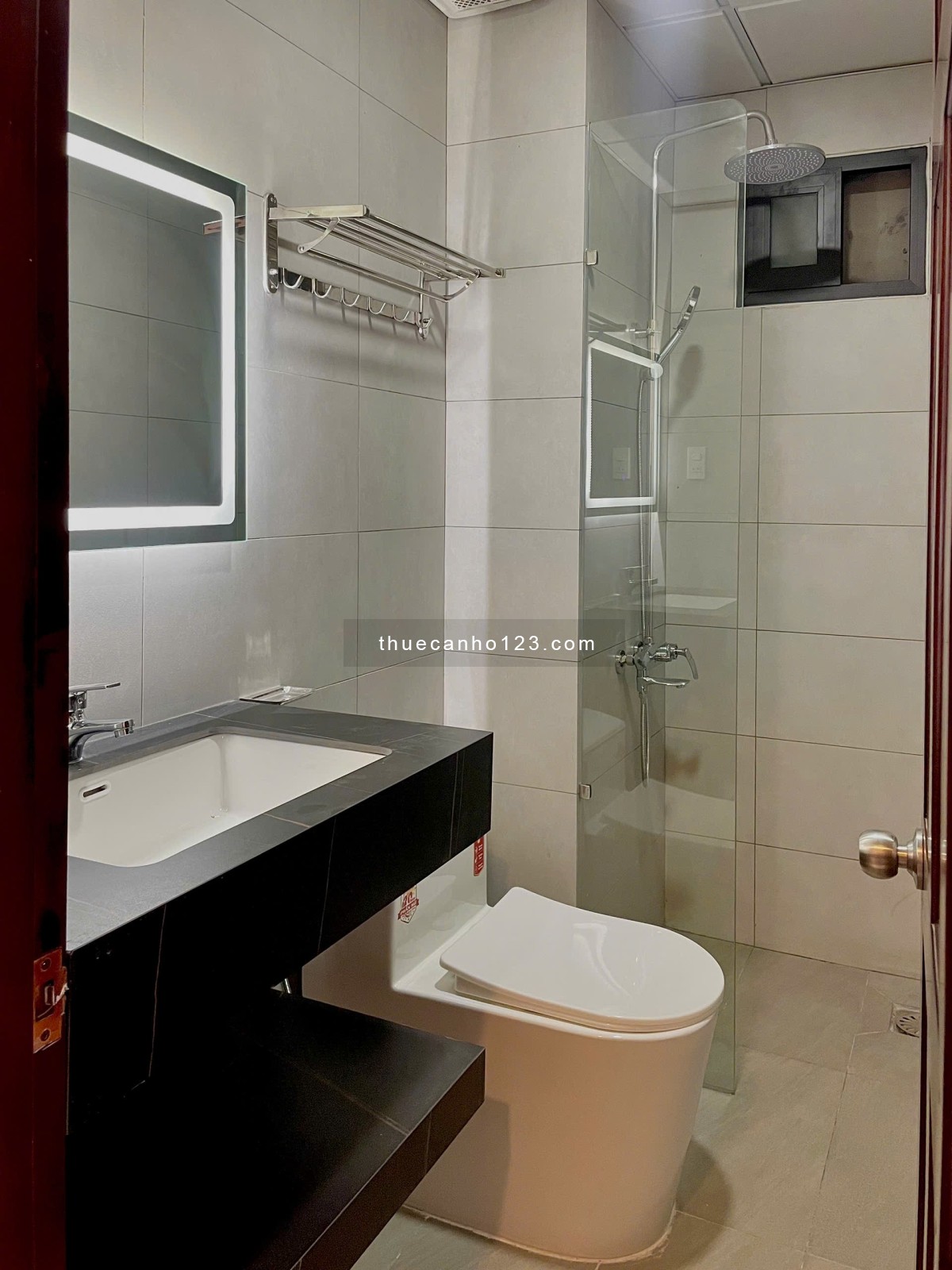 Cho thuê căn hộ 1pn – Ban công thoáng – Gần Sân Bay Tân Sơn Nhất & Etown Công Viên Hoàng Văn Thụ