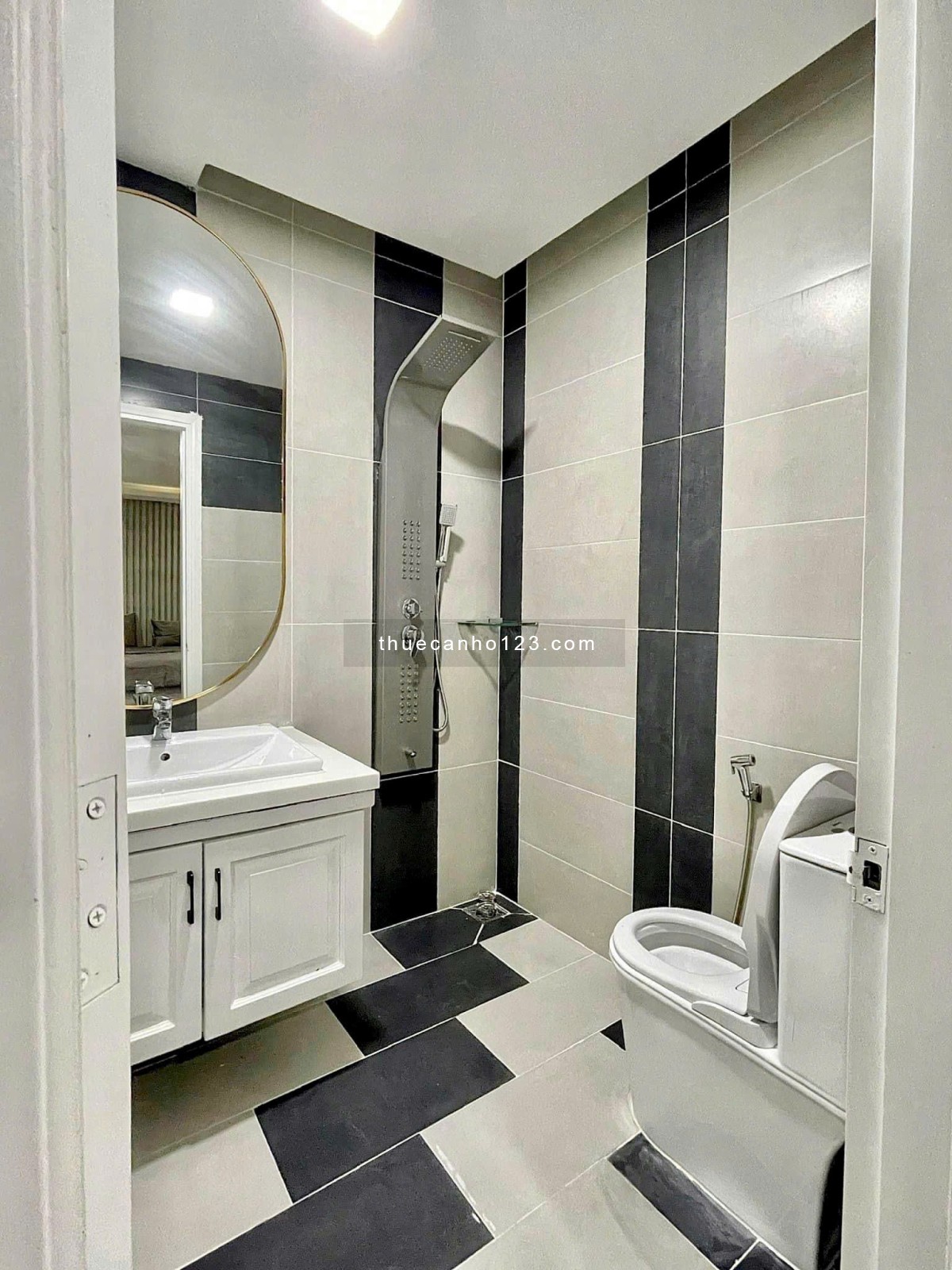 Cho thuê căn hộ 1pn – Ban công thoáng – Gần Sân Bay Tân Sơn Nhất & Etown Công Viên Hoàng Văn Thụ