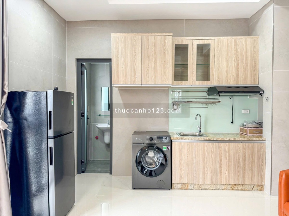 Căn hộ studio ban công full nội thất máy giặt riêng gần vòng xoang lăng cha cả cv hoàng văn thụ