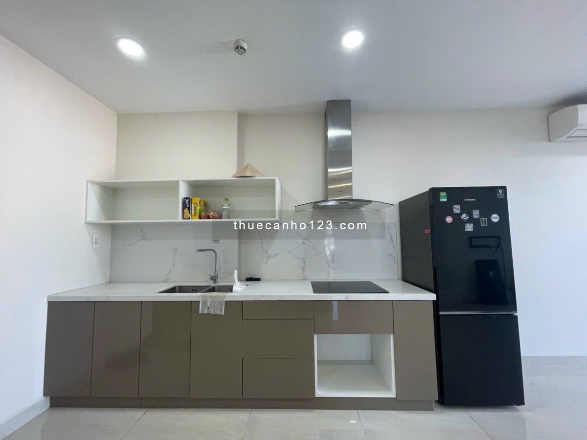 Cho thuê căn hộ 3PN2WC-98m2 full nội thất chung cư Park Legend Hoàng Văn Thụ, ở liền