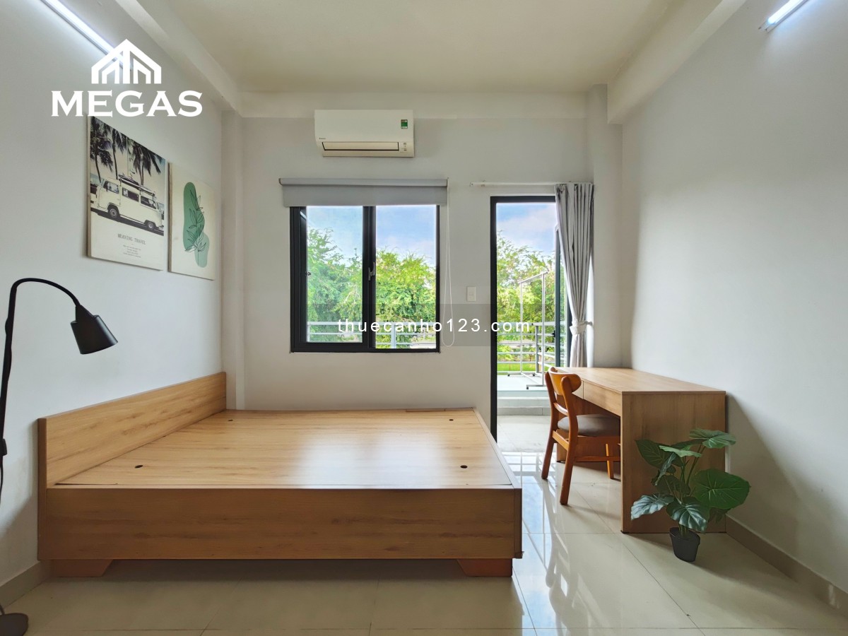 Trống sẵn phòng ban công giá rẻ, Free phí quản lý khu Ven Sông cạnh đh RMIT, Him Lam, Phú Mỹ Hưng