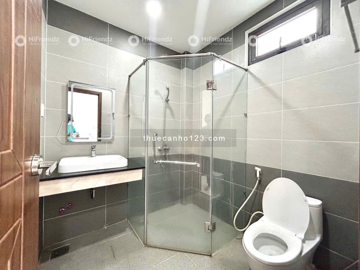 Mặt tiền đường Trần Hưng Đạo, Quận 5 – Có thang máy