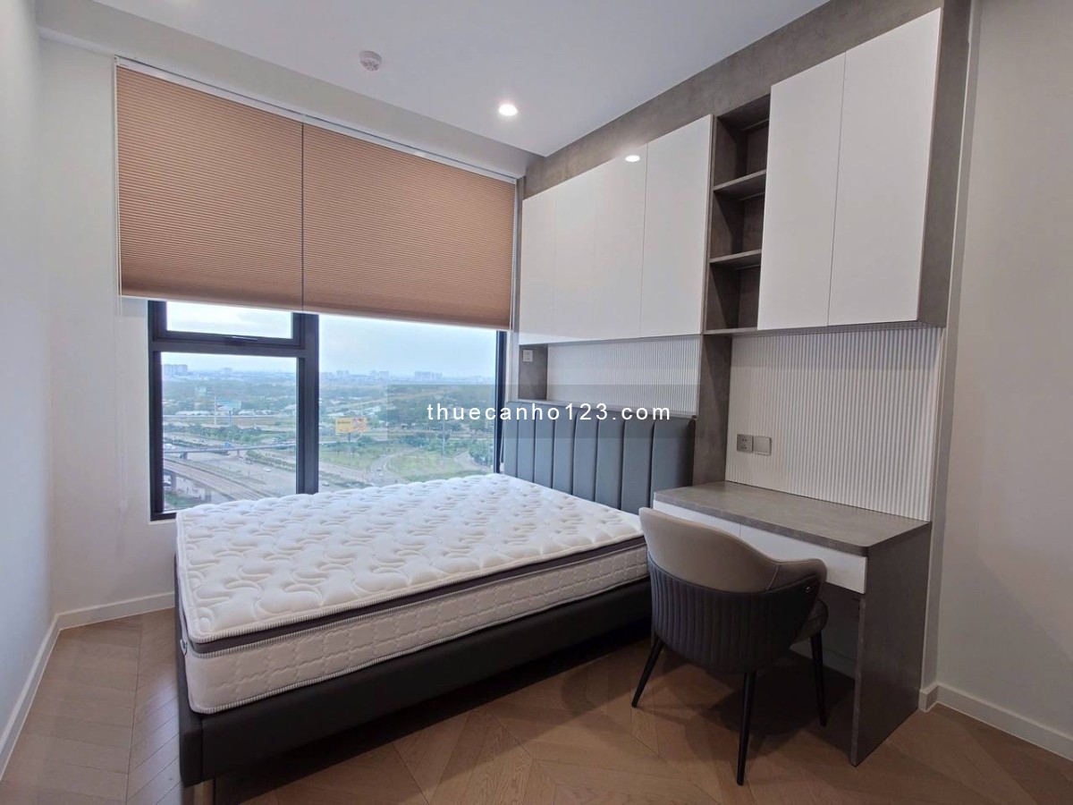 Trống sẵn 3 phòng ngủ view sông siêu sang xịn, nội thất hiện đại, giá 50 triệu. tại Lumiere Riversid