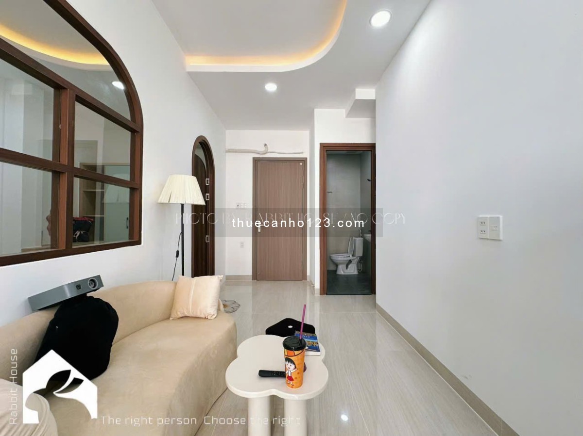 Cho Thuê Căn Hộ 1PN Ban Công Siêu Thoáng – Máy Giặt Riêng ngay Khu K300, Công Viên Hoàng Văn Thụ