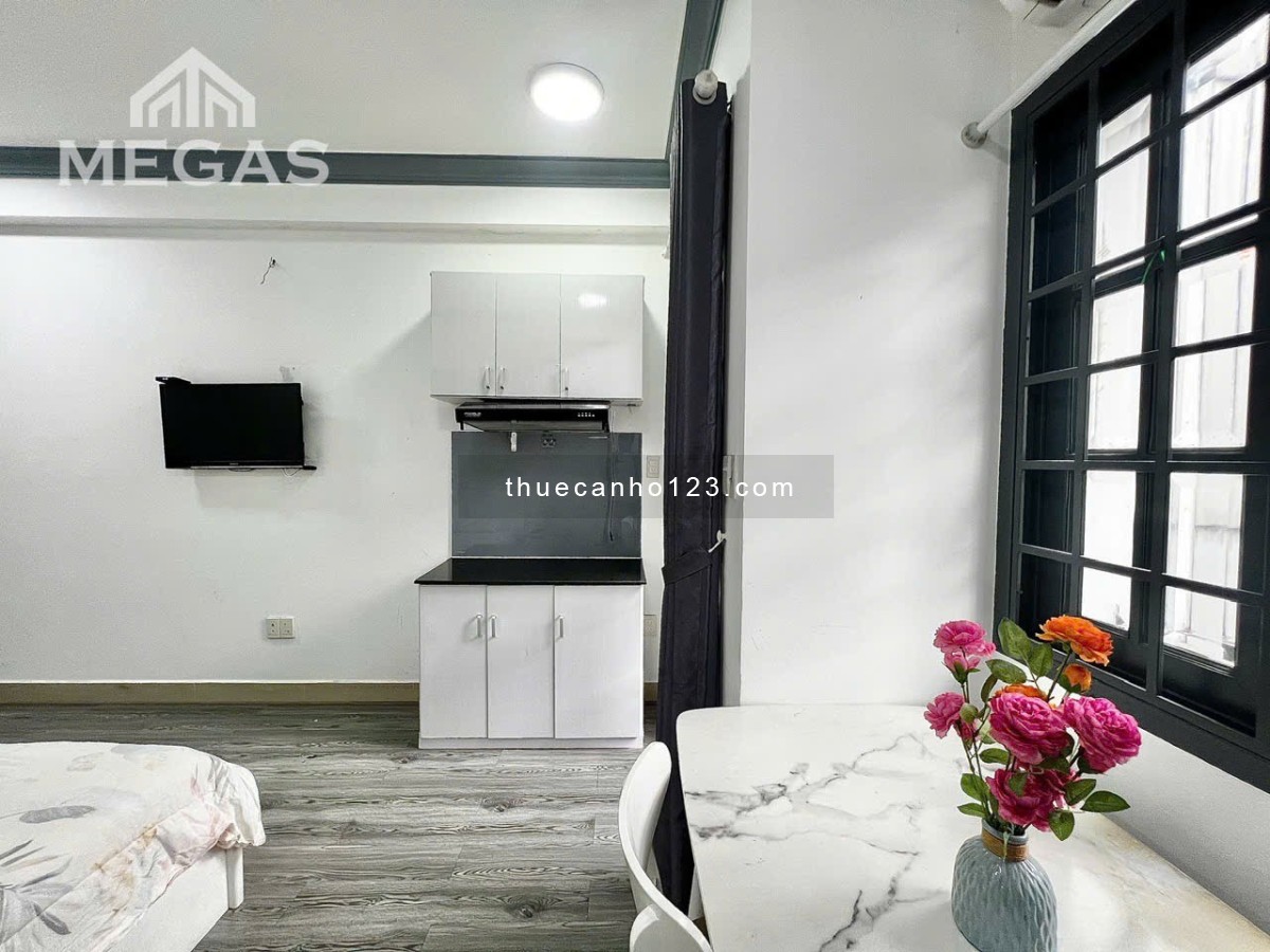 Cho thuê căn hộ Studio Ban công thoáng mát Q1 gần Ngã Sáu Phù Đổng, công viên Tao Đàn, chợ Bến Thành