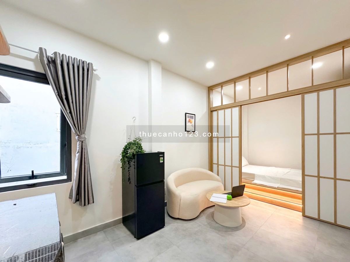 Căn Hộ Tách Bếp có Máy Giặt Riêng ngay Ngã Tư Bảy Hiền Tân Bình gần Quận 10, Quận 3