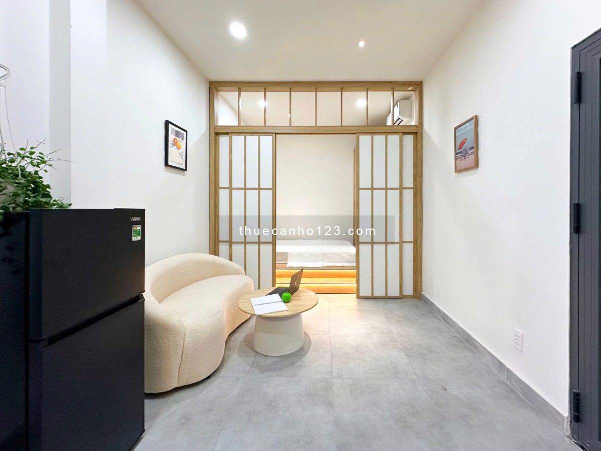 Căn Hộ Tách Bếp có Máy Giặt Riêng ngay Ngã Tư Bảy Hiền Tân Bình gần Quận 10, Quận 3