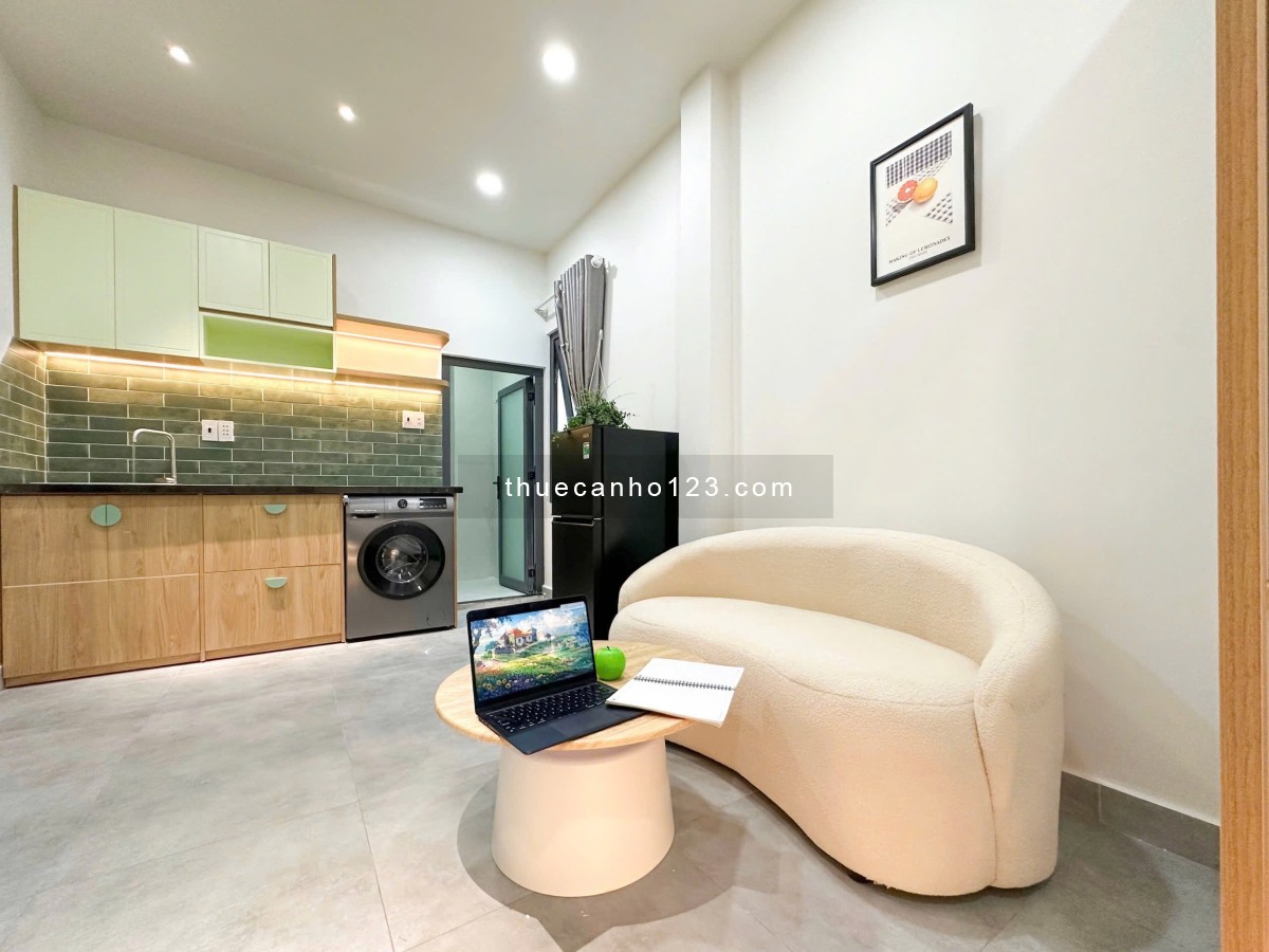 Căn Hộ Tách Bếp có Máy Giặt Riêng ngay Ngã Tư Bảy Hiền Tân Bình gần Quận 10, Quận 3