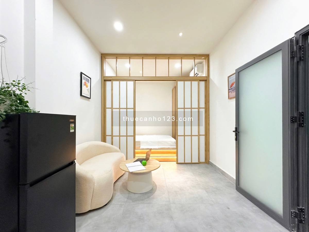 Căn Hộ Tách Bếp có Máy Giặt Riêng ngay Ngã Tư Bảy Hiền Tân Bình gần Quận 10, Quận 3