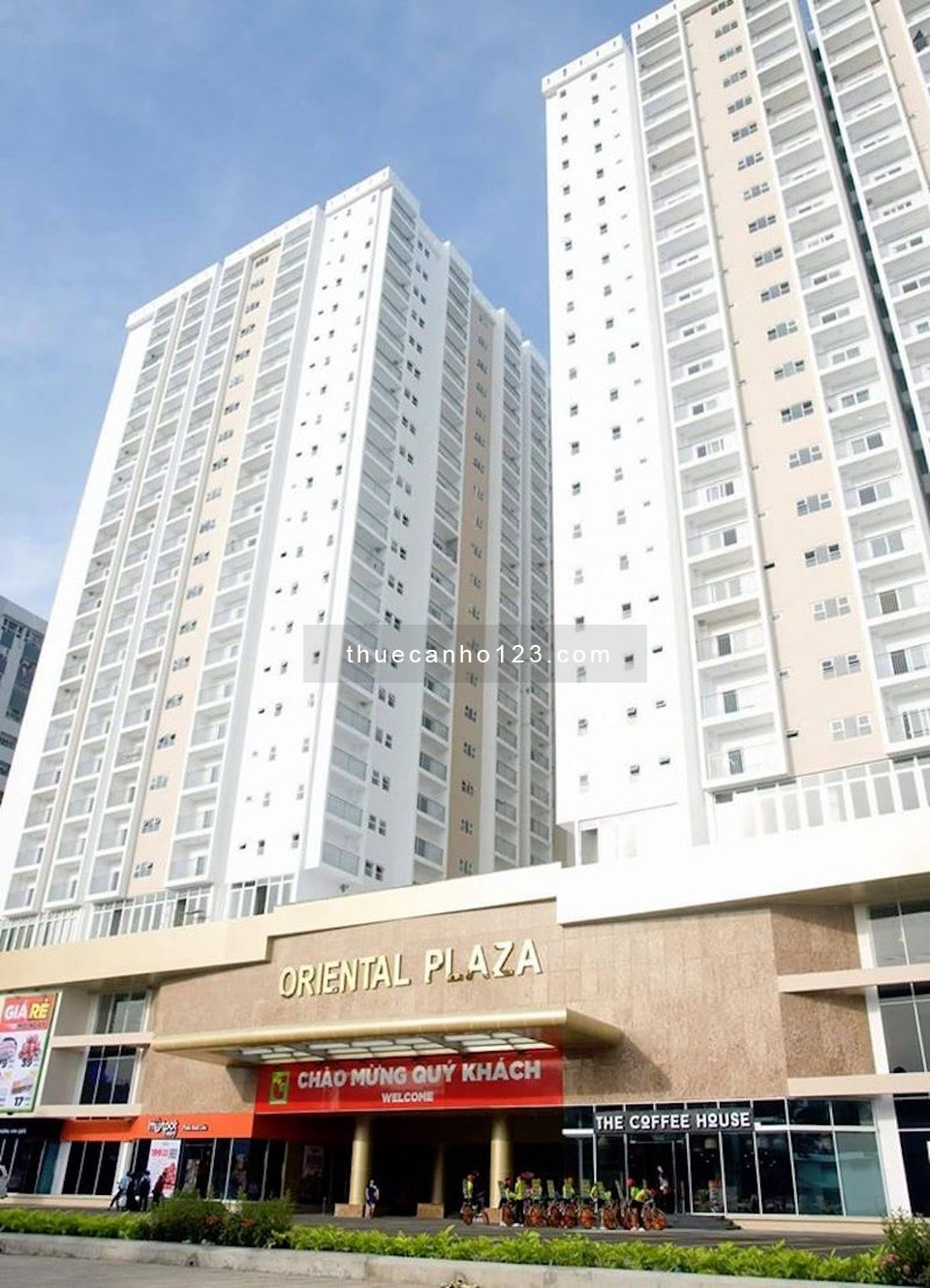 Cho thuê căn hộ 3PN tại Oriental Plaza Âu cơ, 103m2, 3PN, 2WC, Nội thất đầy đủ, giá thuê 16tr/th