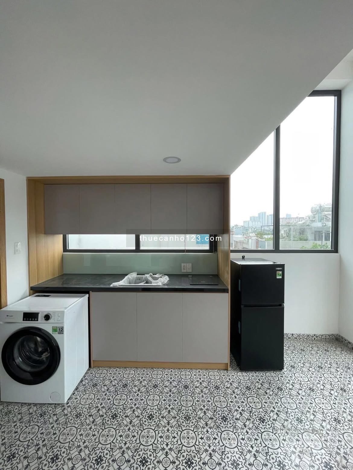 Cho thuê căn hộ duplex Tân Bình gần Sân bay TSN,Vincom ,K300