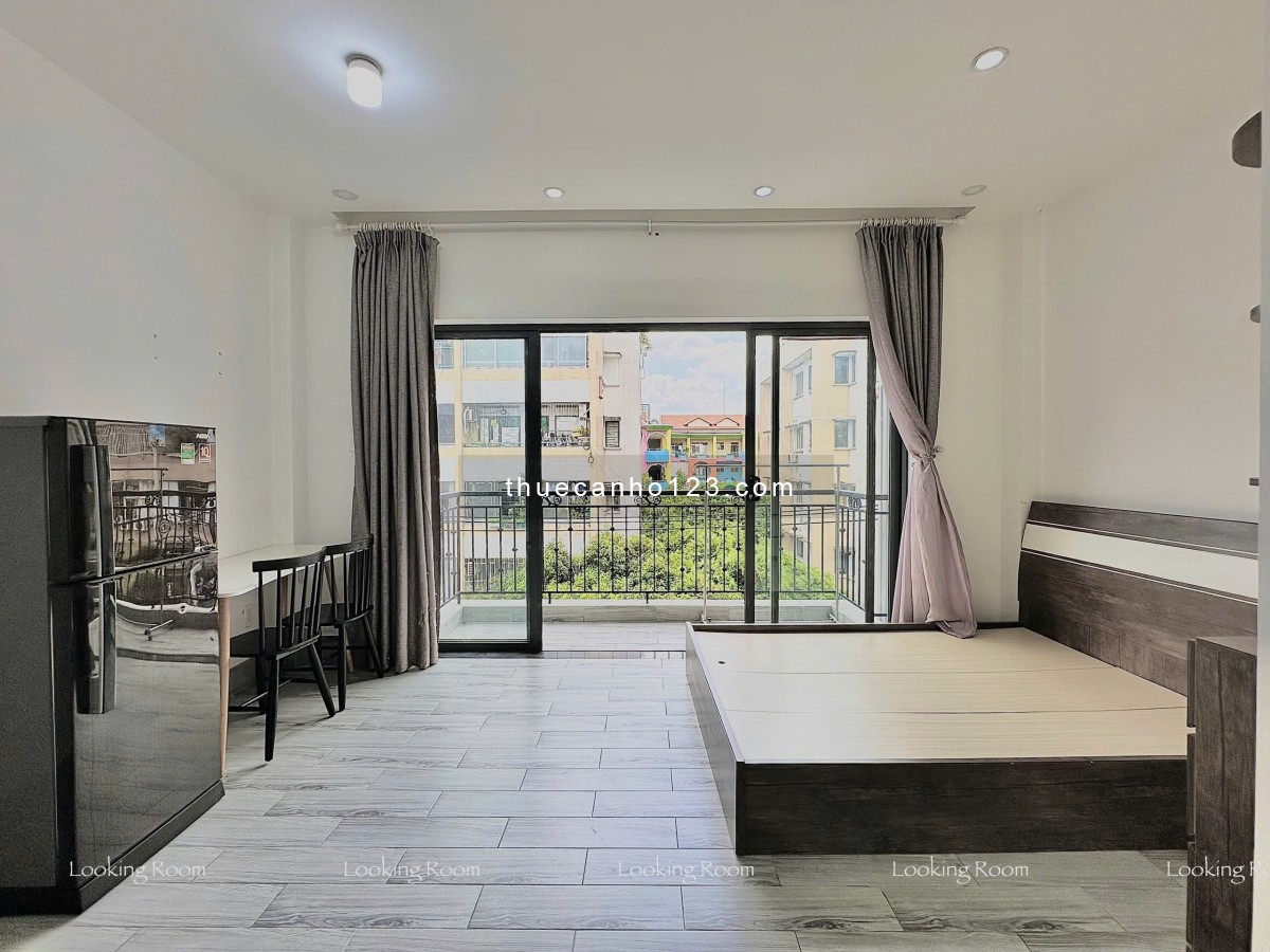 Cho thuê căn hộ Tân Bình có ban công gần sân bay ,Lăng Cha Cả
