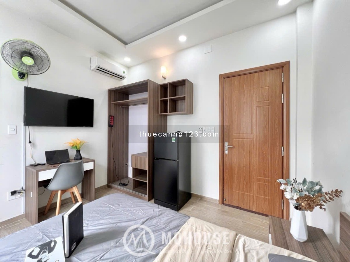 Studio ban công full nội thất rộng 35m2 gần vòng xoay lăng cha cả sân bay tân sơn nhất quận tân bình