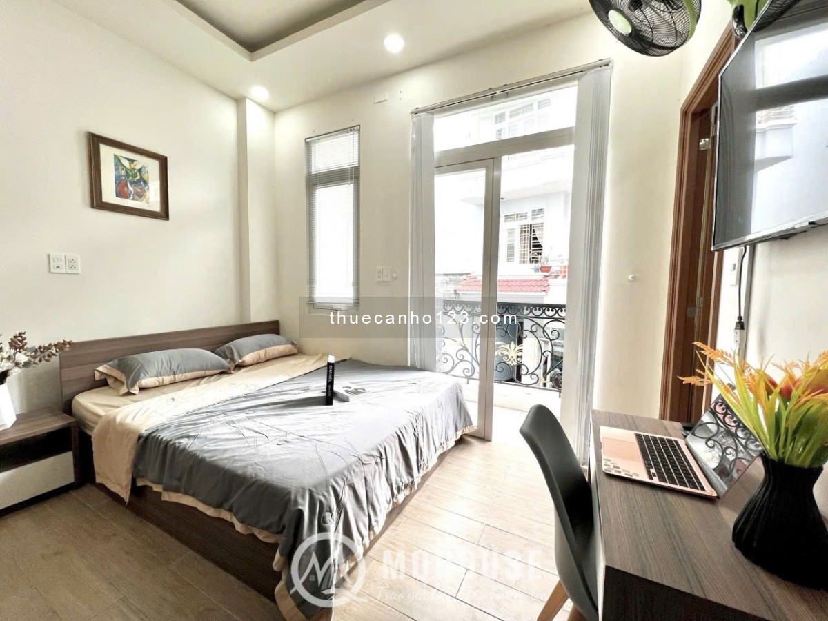 Studio ban công full nội thất rộng 35m2 gần vòng xoay lăng cha cả sân bay tân sơn nhất quận tân bình