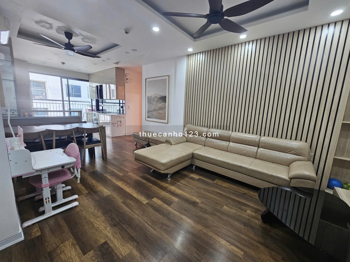 Cho thuê căn hộ chung cư Horizon 87 Lĩnh Nam, Mai Động 96m2 3PN full đồ 13,5tr