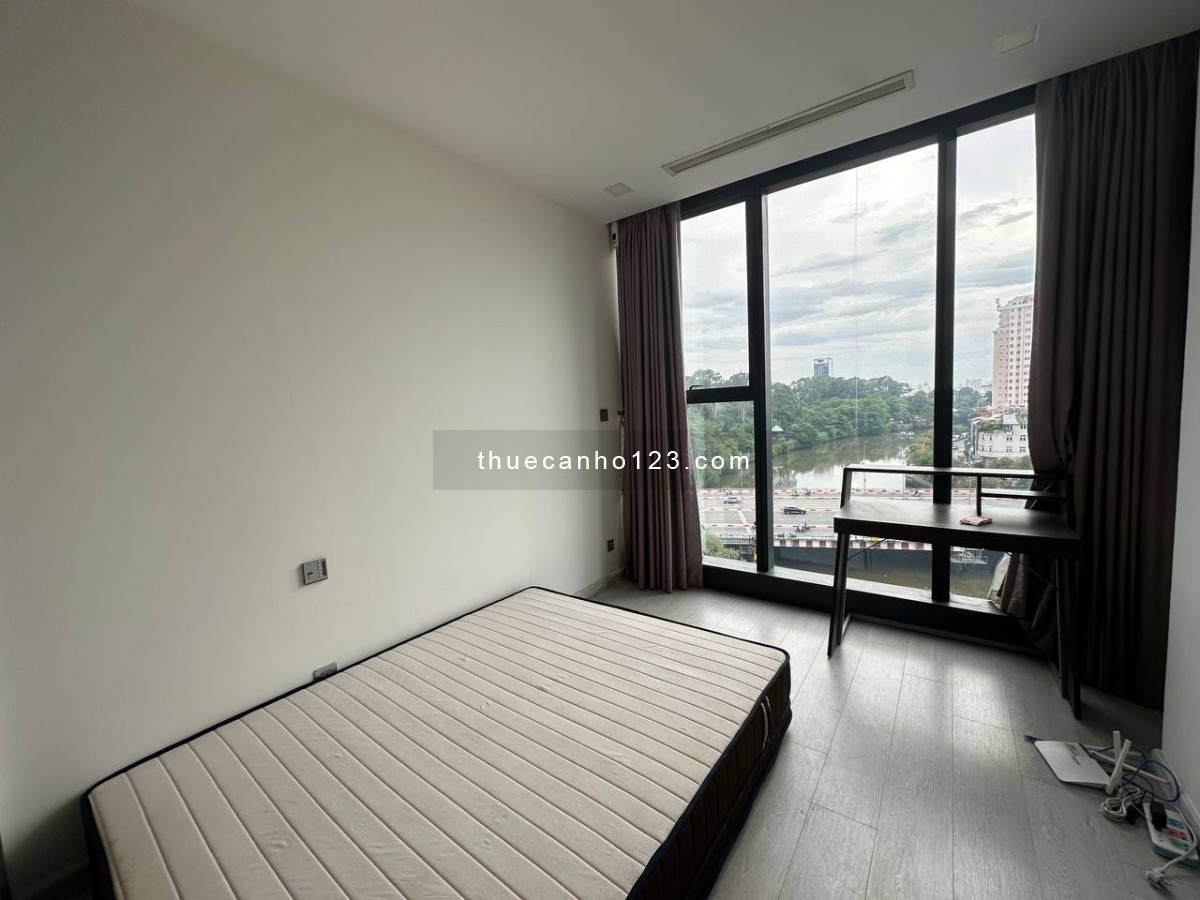 Cho thuê Vinhomes Bason Golden River 3PN giá tốt, NTCB và Full NT, nhà trống giao ngay