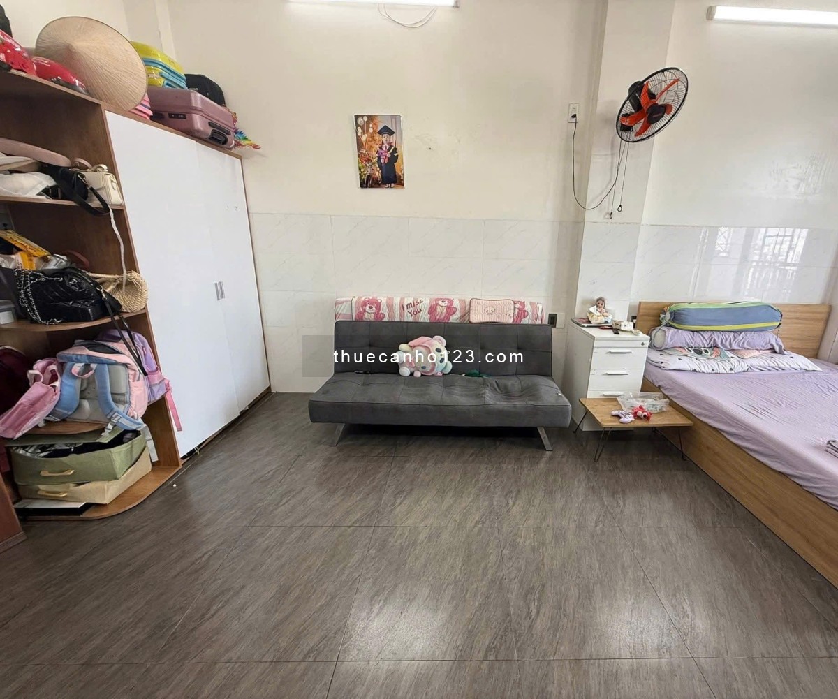 Chung cư Thế Kỉ 21, Ung Văn Khiêm, BT: 40m2, 1p ngủ, Nội thất, 6tr7/th