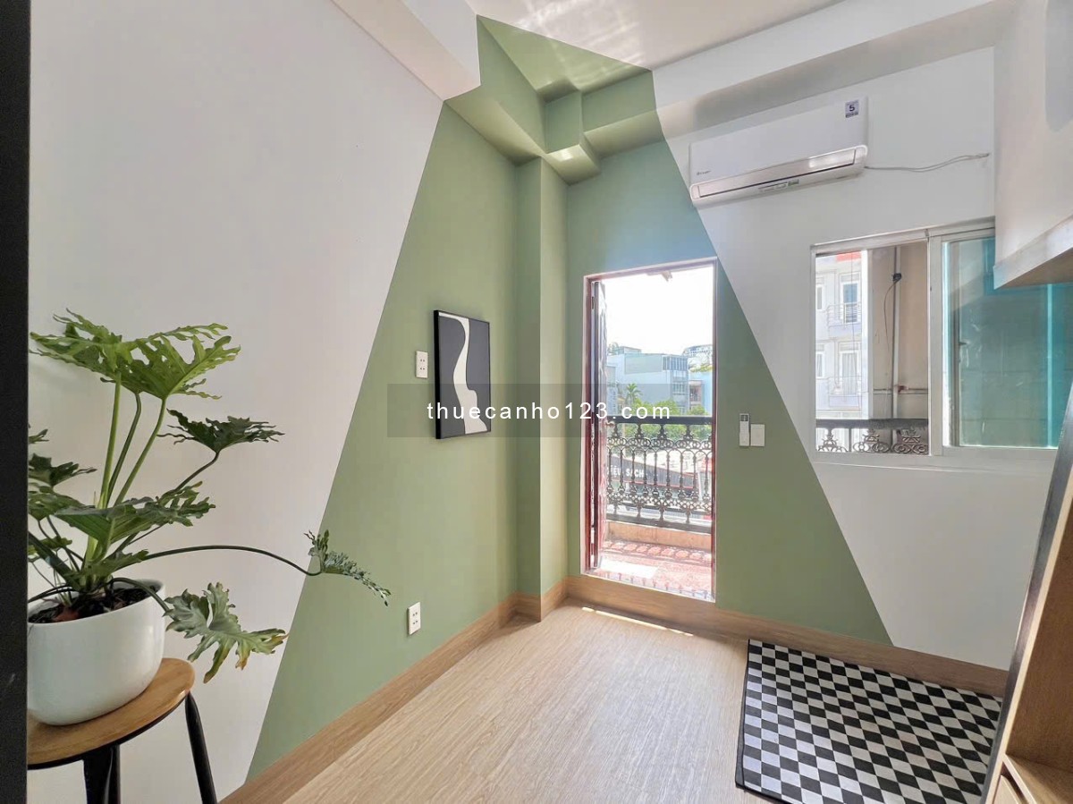 Cho thuê căn hộ 1PN duplex Tân Bình có ban công gần Sân bay TSN, K300, Etown