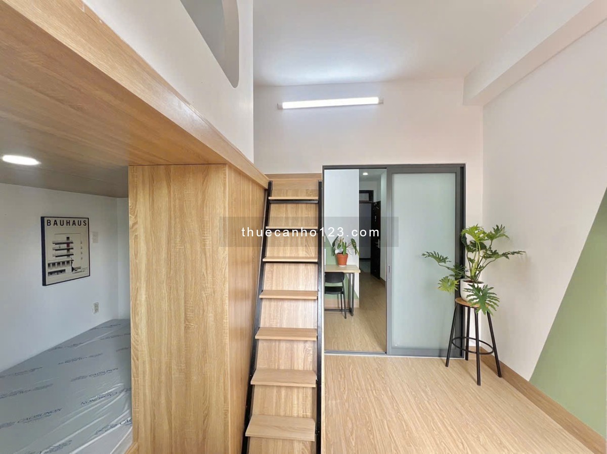 Cho thuê căn hộ 1PN duplex Tân Bình có ban công gần Sân bay TSN, K300, Etown