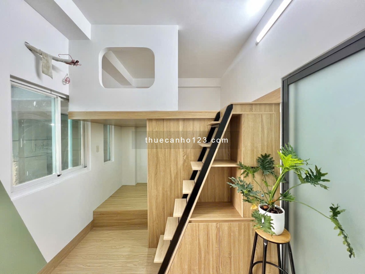 Cho thuê căn hộ 1PN duplex Tân Bình có ban công gần Sân bay TSN, K300, Etown