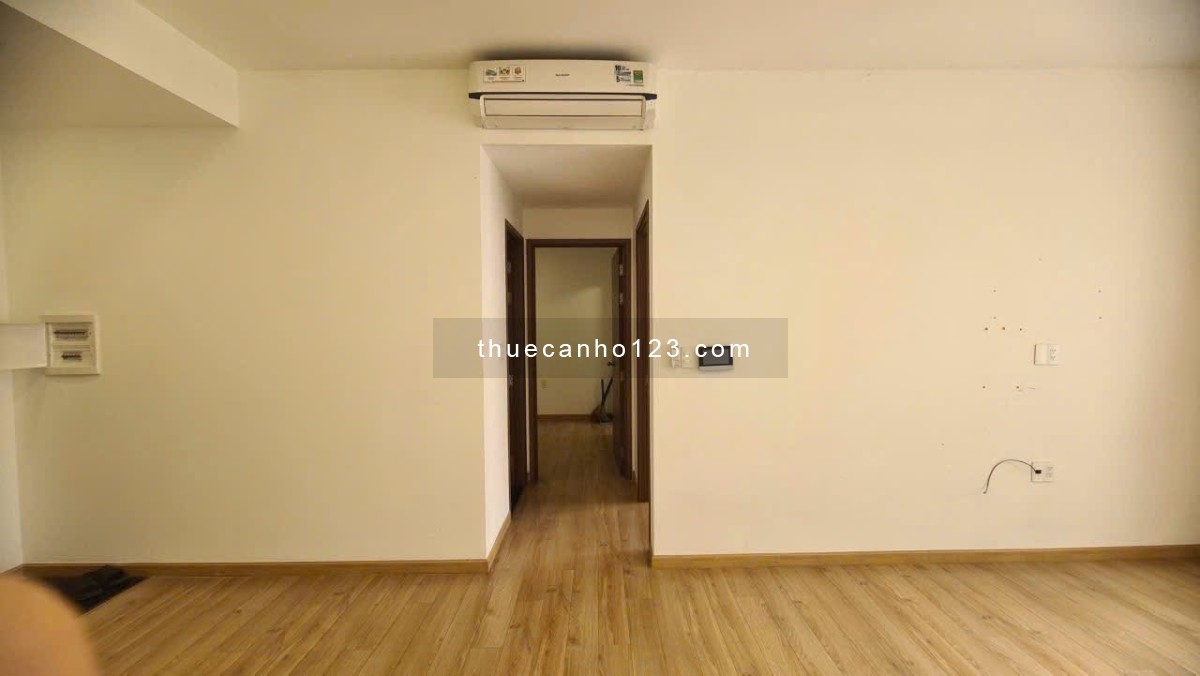 Cho thuê căn 56m2 2pn 1wc, có 2 máy lạnh máy nước nóng rèm view hồ bơi siêu đẹp chỉ 8,5Tr