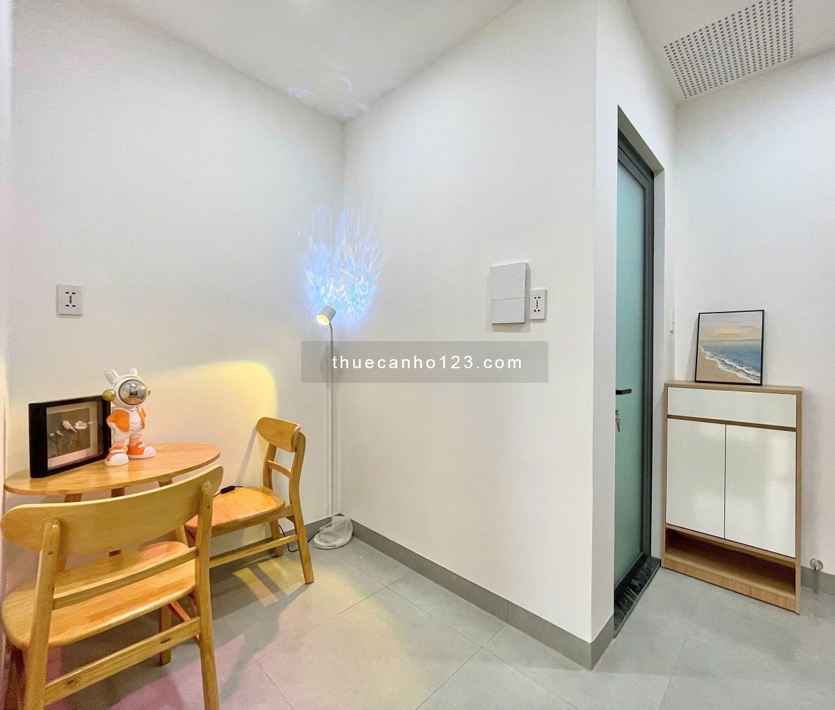 Cho Thuê Căn Hộ Mới 100% nằm ngay Trung Tâm Bình Thạnh gần Ngã Tư Hàng Xanh thuận tiện qua Q1,2,3,10