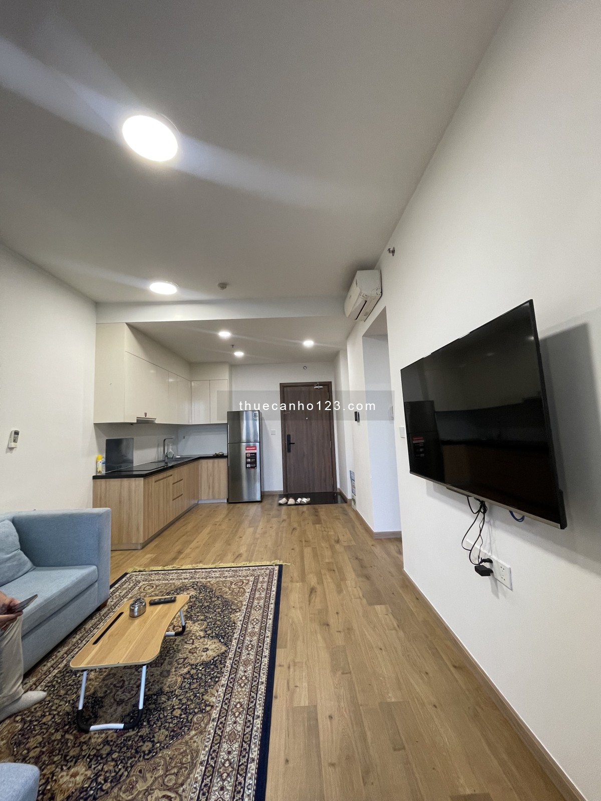 Cho thuê căn hộ 2pn 1wc 61m2 full nội thất cao cấp y hình tại akari city - 77 võ văn kiệt bình tân