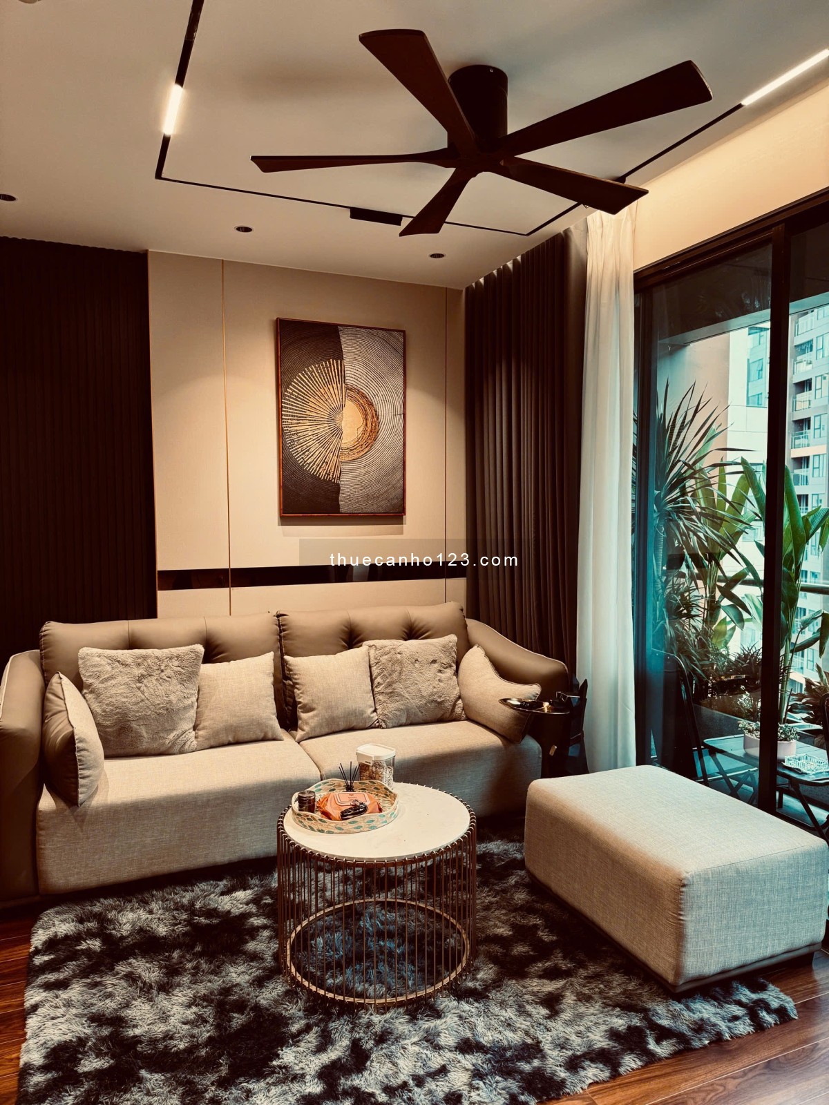 Cho thuê căn hộ sân vườn siêu xinh, vip nhất dự án akari city sân vườn riêng 30m2 sân chung 600m2