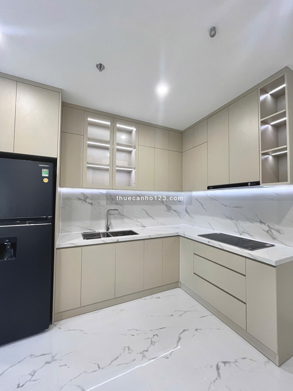 Cho thuê căn hộ góc 2PN+ tại BS8 – Vinhomes Grand Park Quận 9.