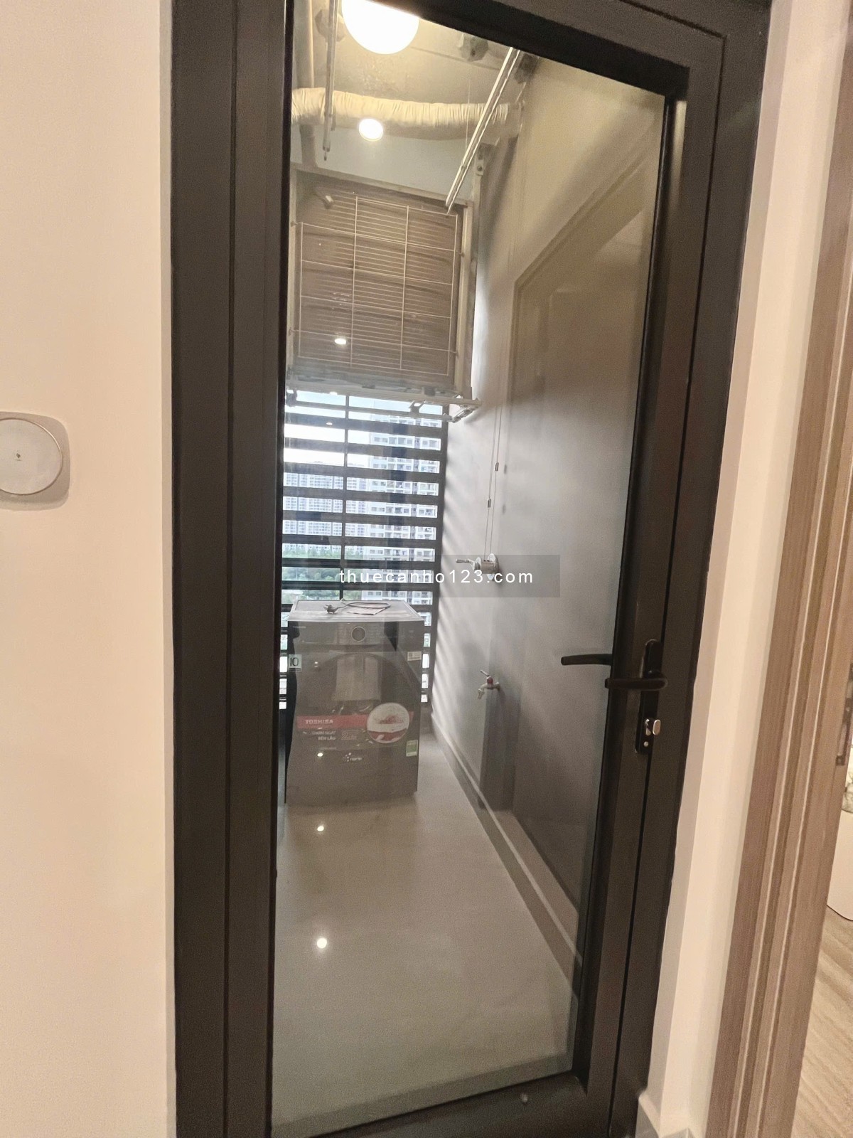 Cho thuê căn hộ góc 2PN+ tại BS8 – Vinhomes Grand Park Quận 9.