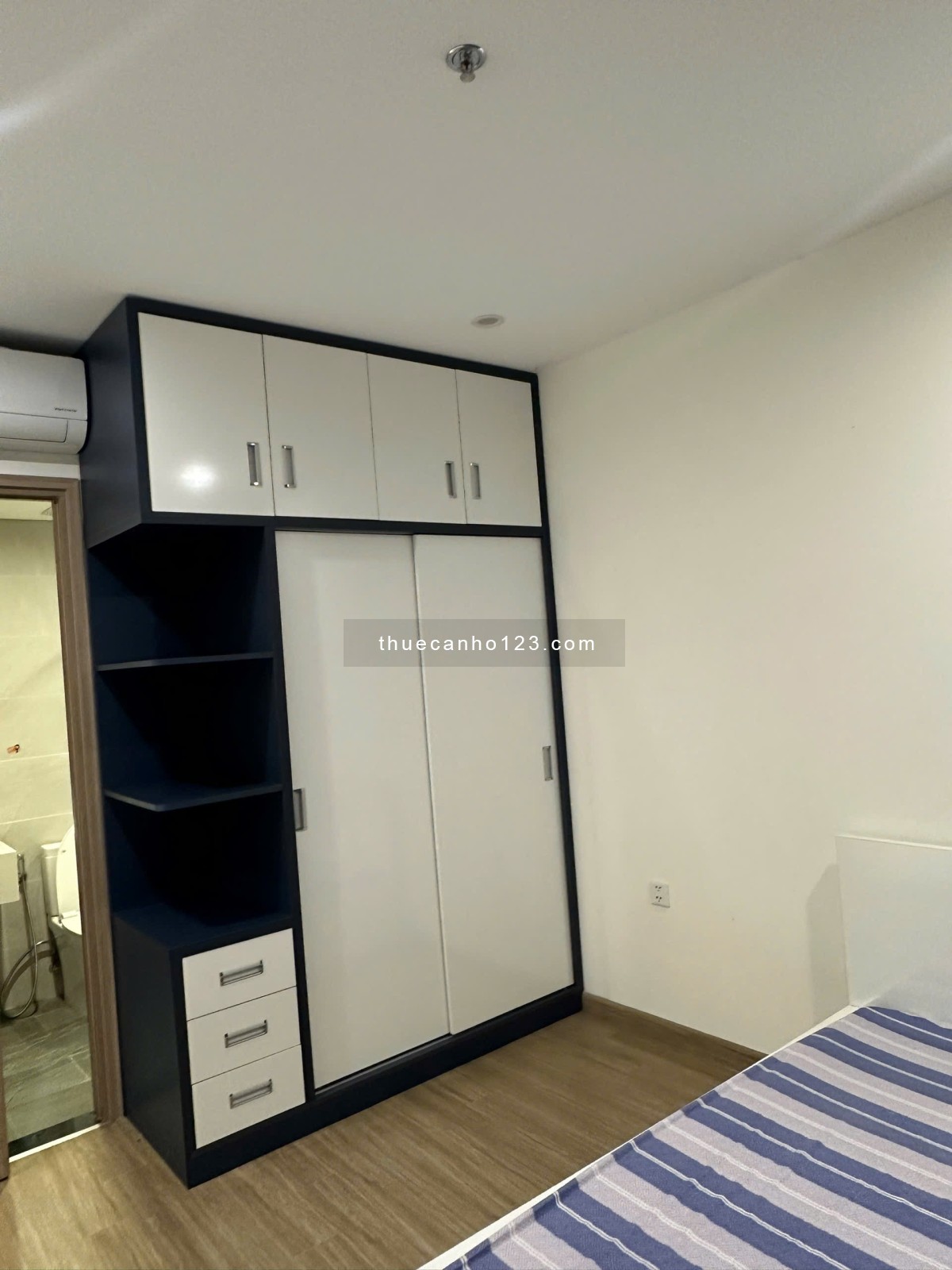 Cho thuê căn hộ 2PN2WC tại S10.03 – Vinhomes Grand Park Quận 9.