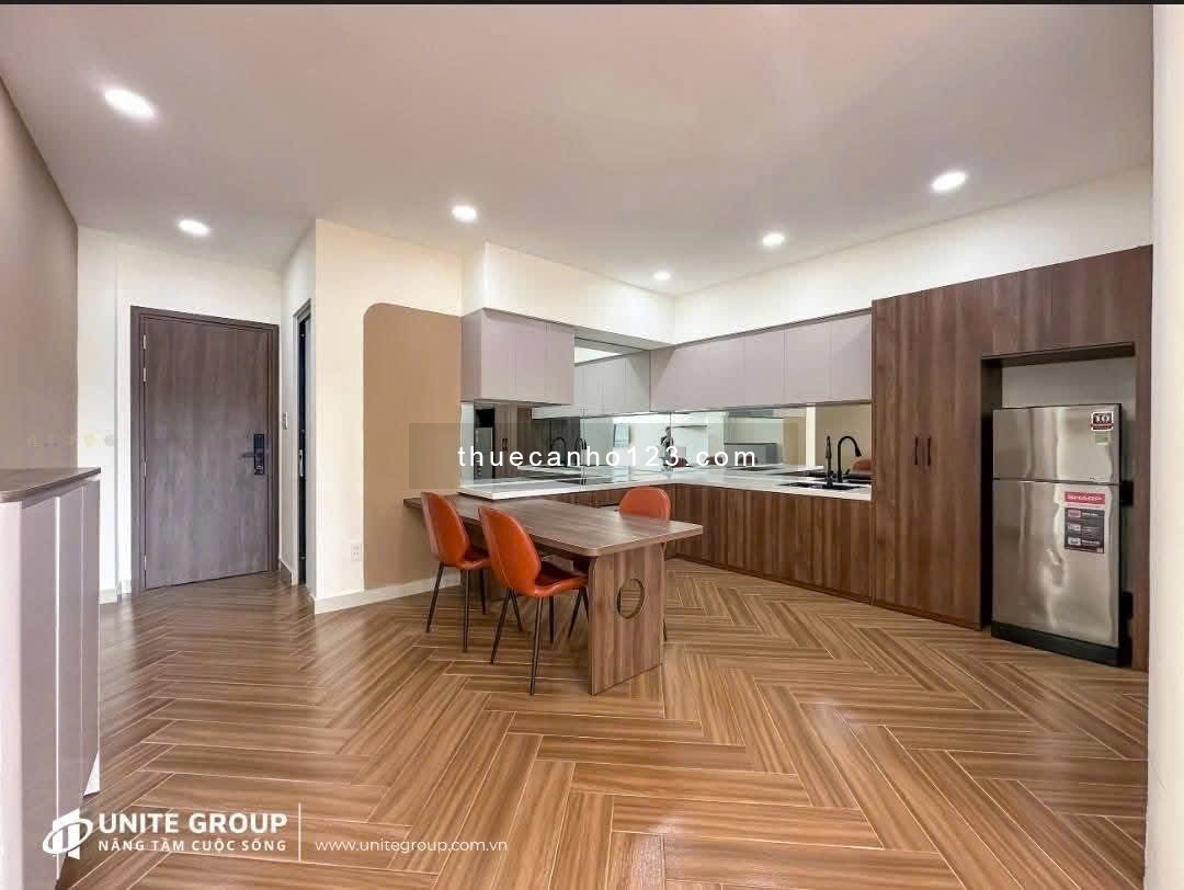 Căn hộ 1PN 50M² – Ban công riêng – Bếp rộng tách biệt diện tích khủng - Full nội thất | Ngay sân bay