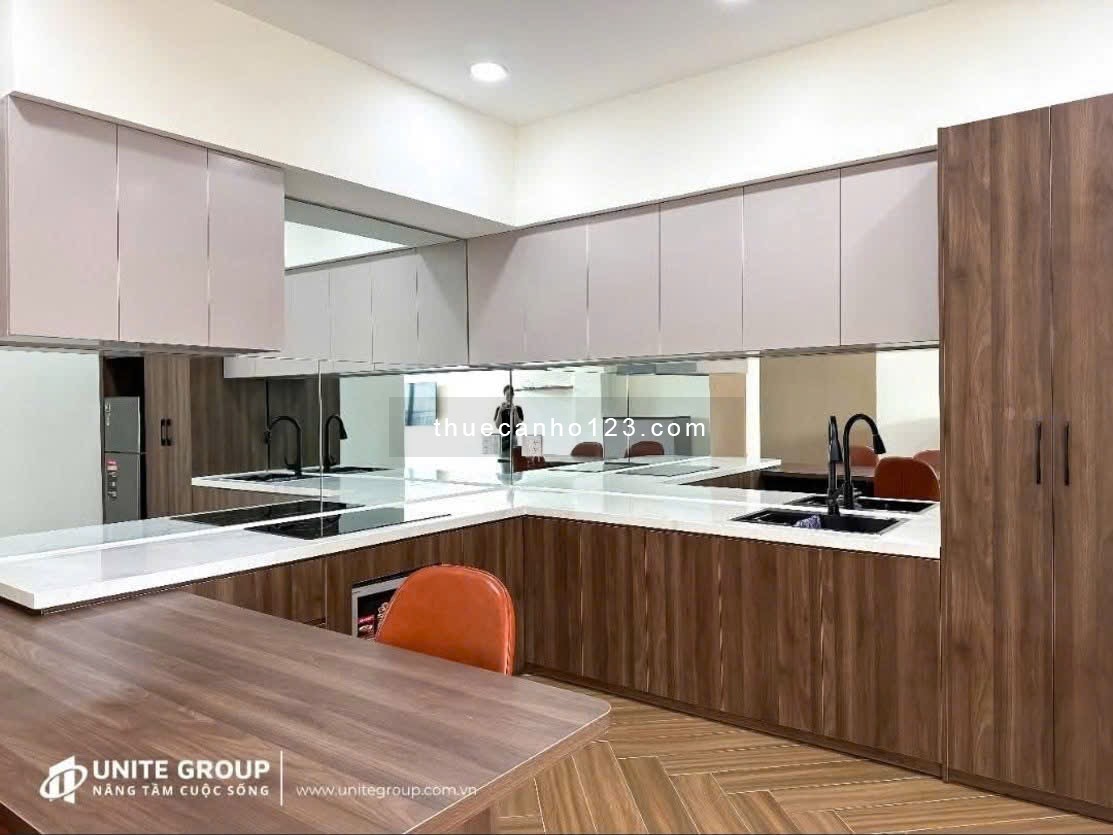 Căn hộ 1PN 50M² – Ban công riêng – Bếp rộng tách biệt diện tích khủng - Full nội thất | Ngay sân bay