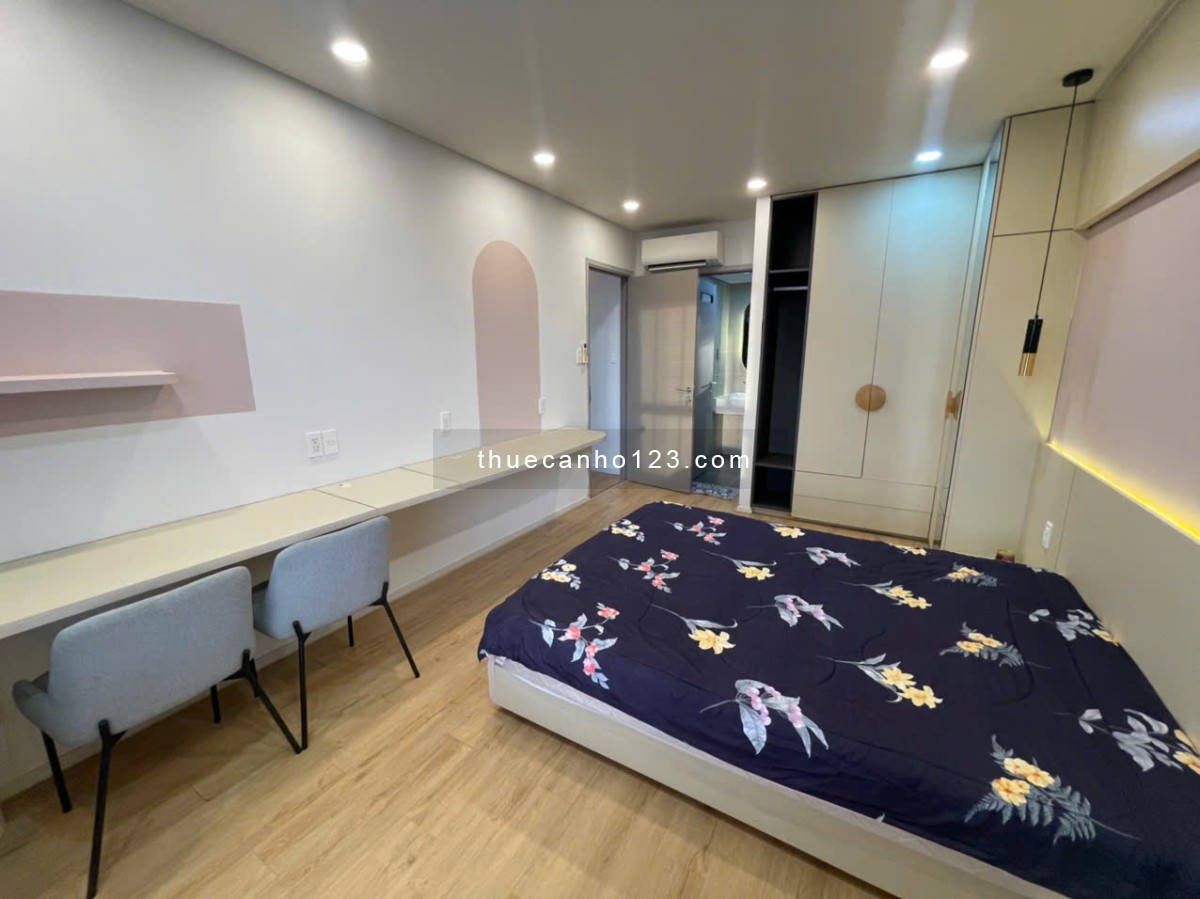  [Giỏ hàng 4 căn] hộ cho thuê Kingston Residence 2 Phòng Ngủ Từ 17.5Tr - Xem 24/7 Tel 0942811343