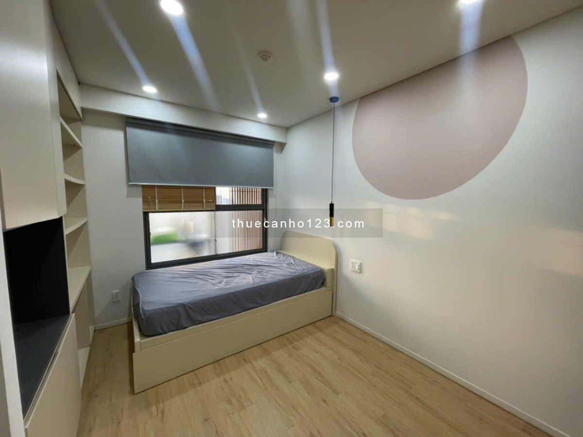  [Giỏ hàng 4 căn] hộ cho thuê Kingston Residence 2 Phòng Ngủ Từ 17.5Tr - Xem 24/7 Tel 0942811343