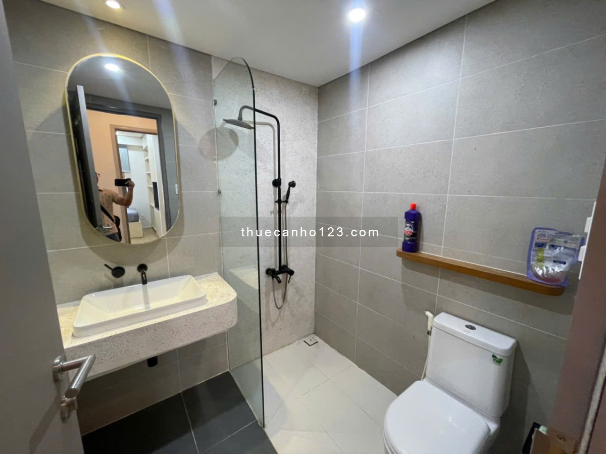  [Giỏ hàng 4 căn] hộ cho thuê Kingston Residence 2 Phòng Ngủ Từ 17.5Tr - Xem 24/7 Tel 0942811343