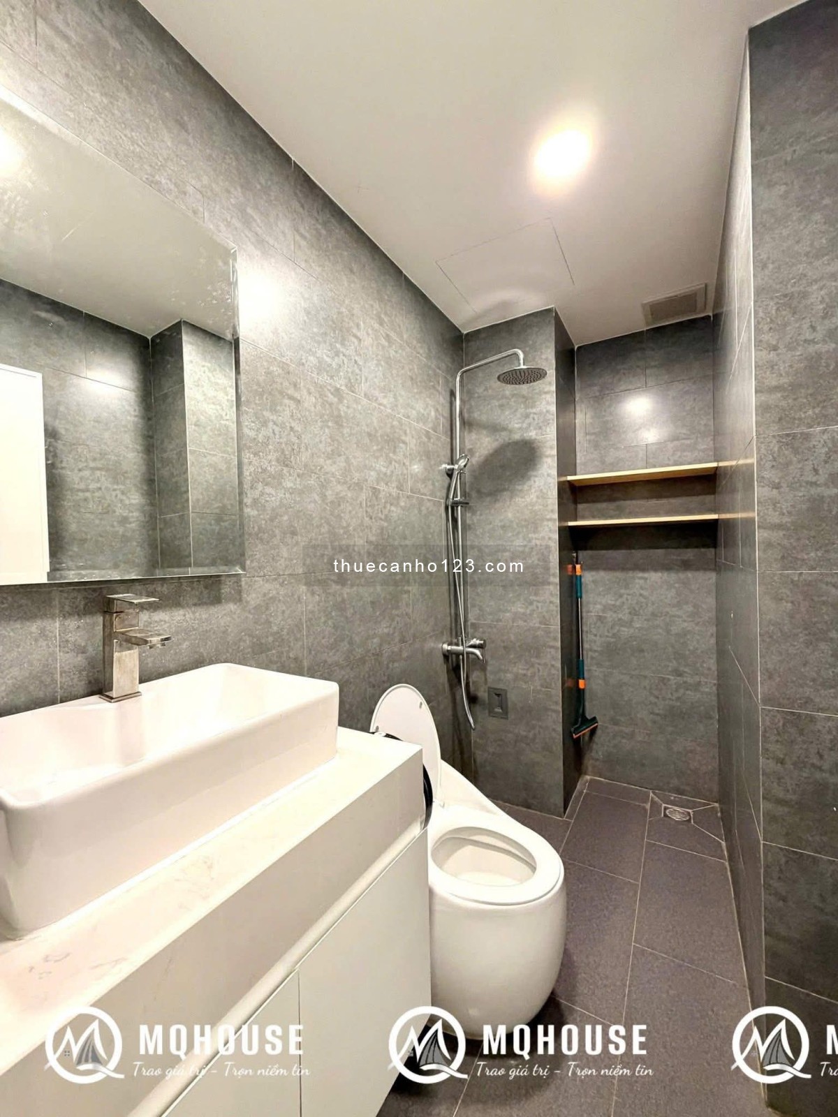 Cho thuê căn hộ 1 Phòng ngủ 50m2 ban công full nội thất gần công viên Gia Định Tân Bình