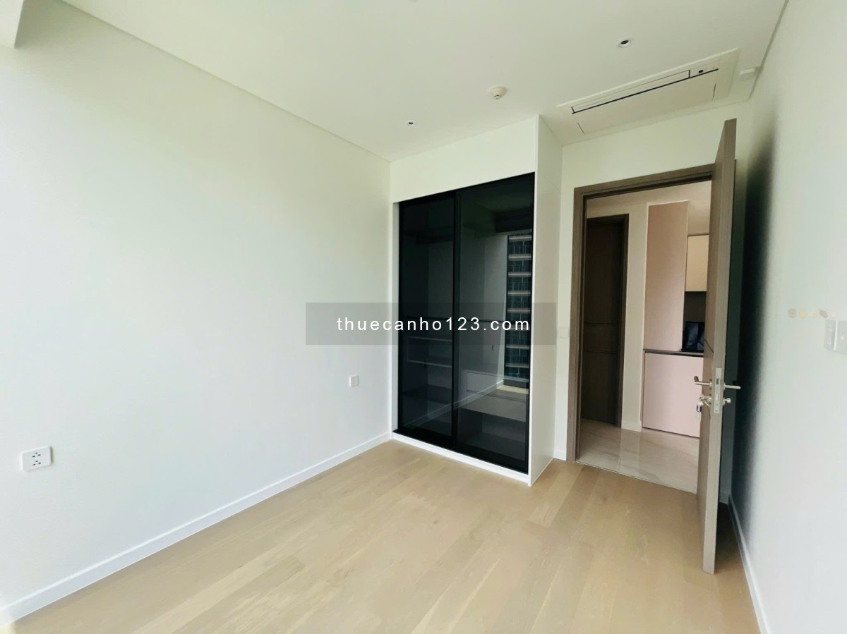 The Opera – View sông & cầu Ba Son đẹp mê ly cho thuê 2 Phòng ngủ, 77m²