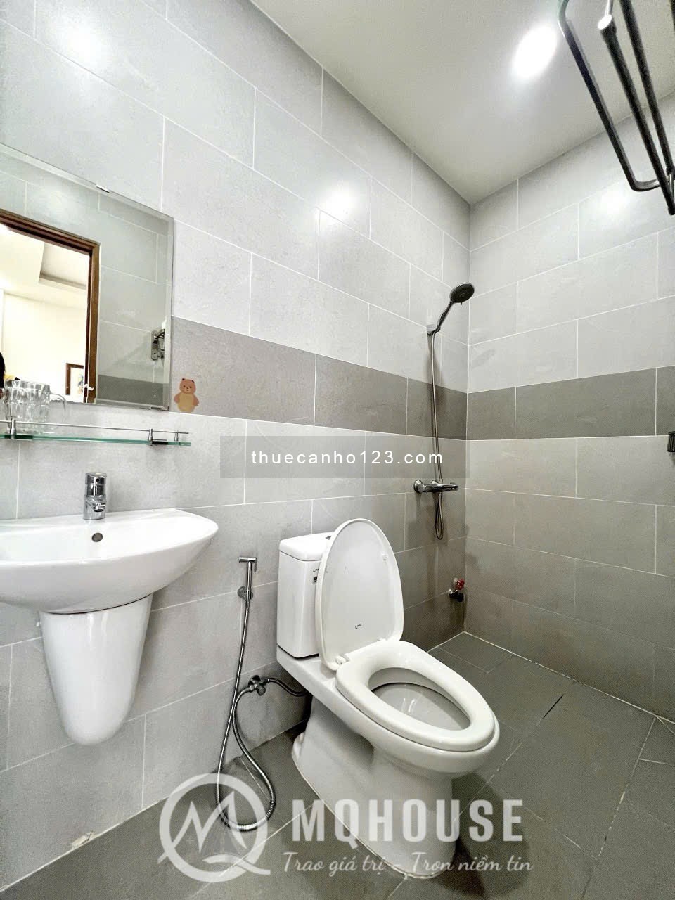 Căn hộ 1pn ban công, full nội thất gần sân bay, ga t3, cv hoàng văn thụ quận tân bình